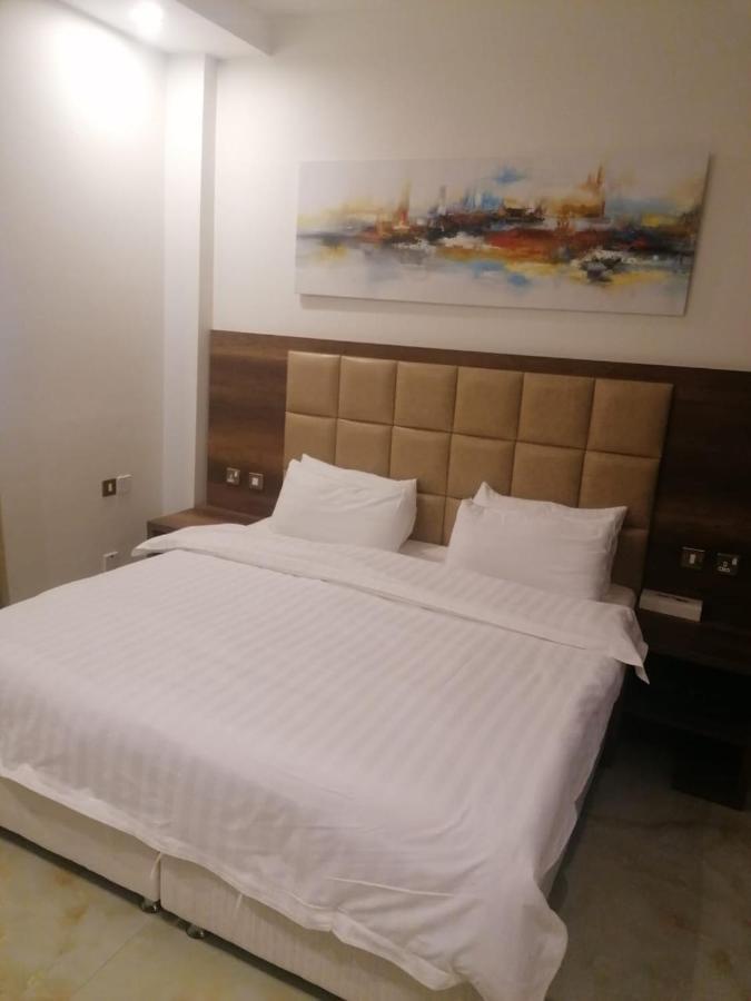 Al Deafah Hotel Apartment الضيافة للشقق الفندقية Al Buraimi Exterior foto